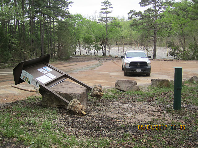 (image) Parking lot mud covered.